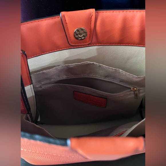 Jen & Co vegan leather peach purse nwot condition flawless - Picture 5 of 12